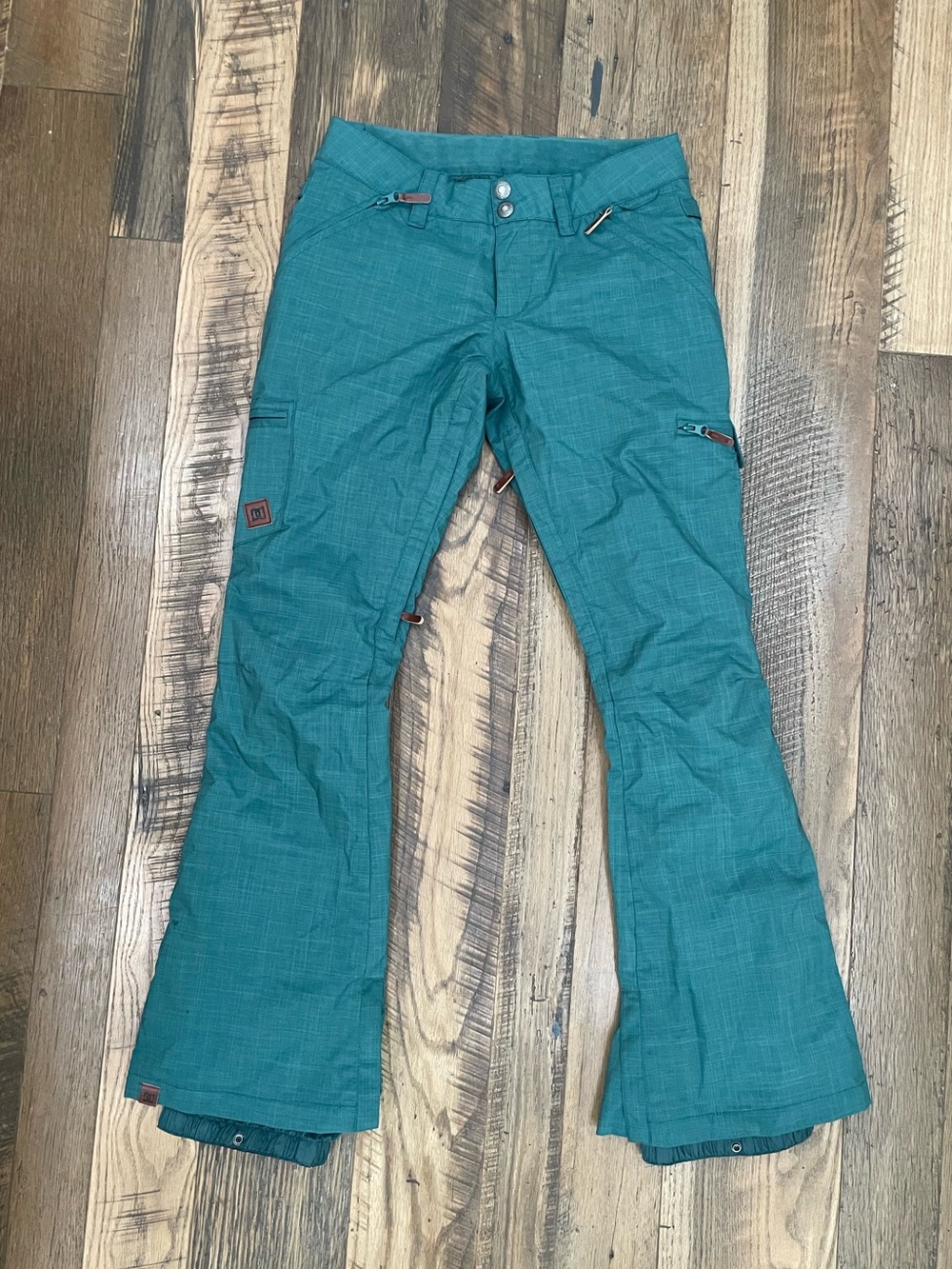 DC Snowboard ski waterproof pants Wm XS